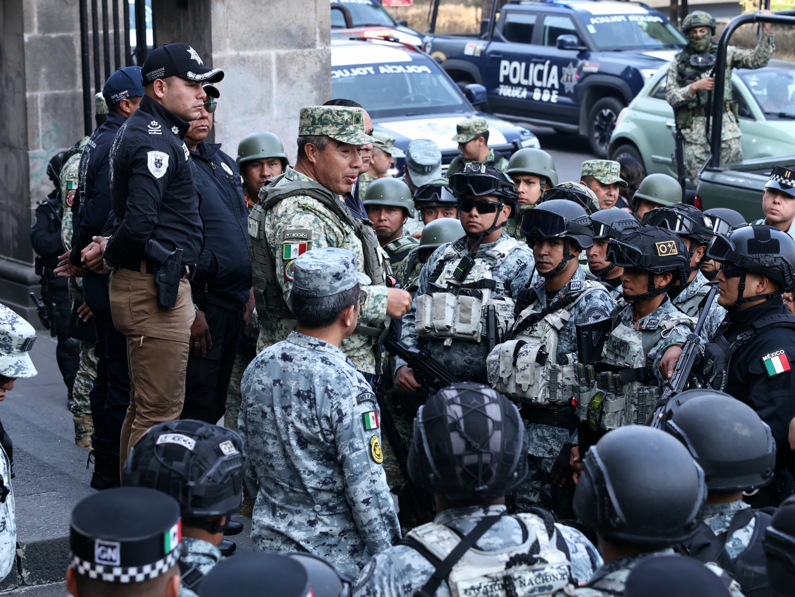 Refuerzan seguridad en Toluca con despliegue federal